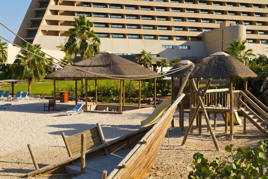 Radisson Blu Resort, Sharjah Eksteriør bilde The beach at the Atlantis Paradise Island