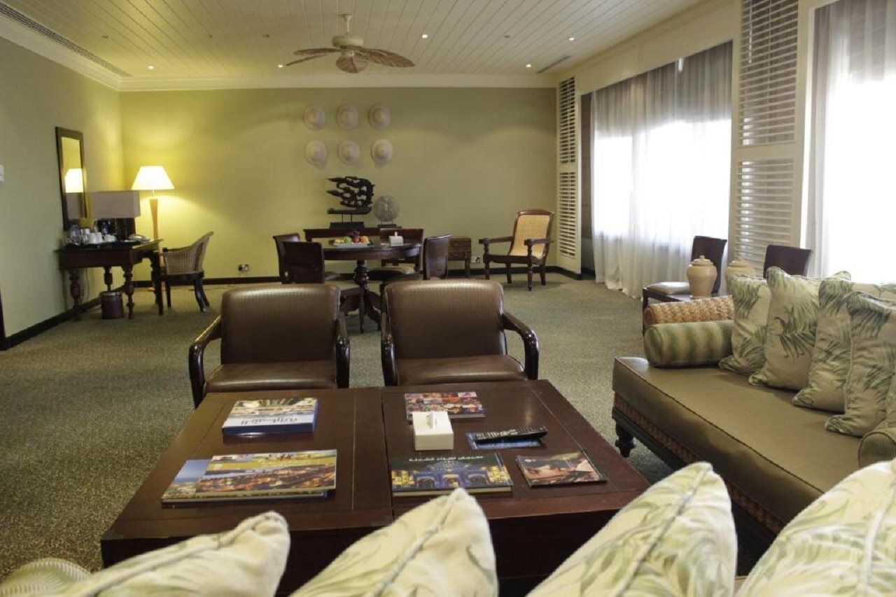 Radisson Blu Resort, Sharjah Eksteriør bilde The interior of the lounge
