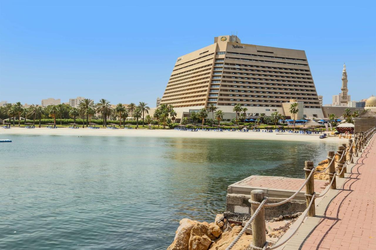 Radisson Blu Resort, Sharjah Eksteriør bilde The Grand Hotel