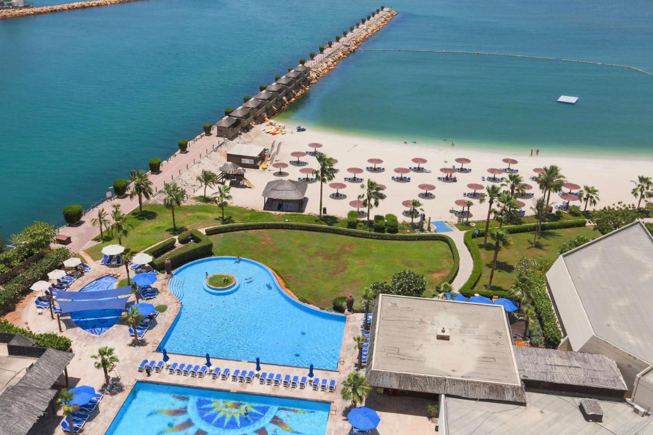Radisson Blu Resort, Sharjah Eksteriør bilde The beach at Jumeirah Beach Hotel
