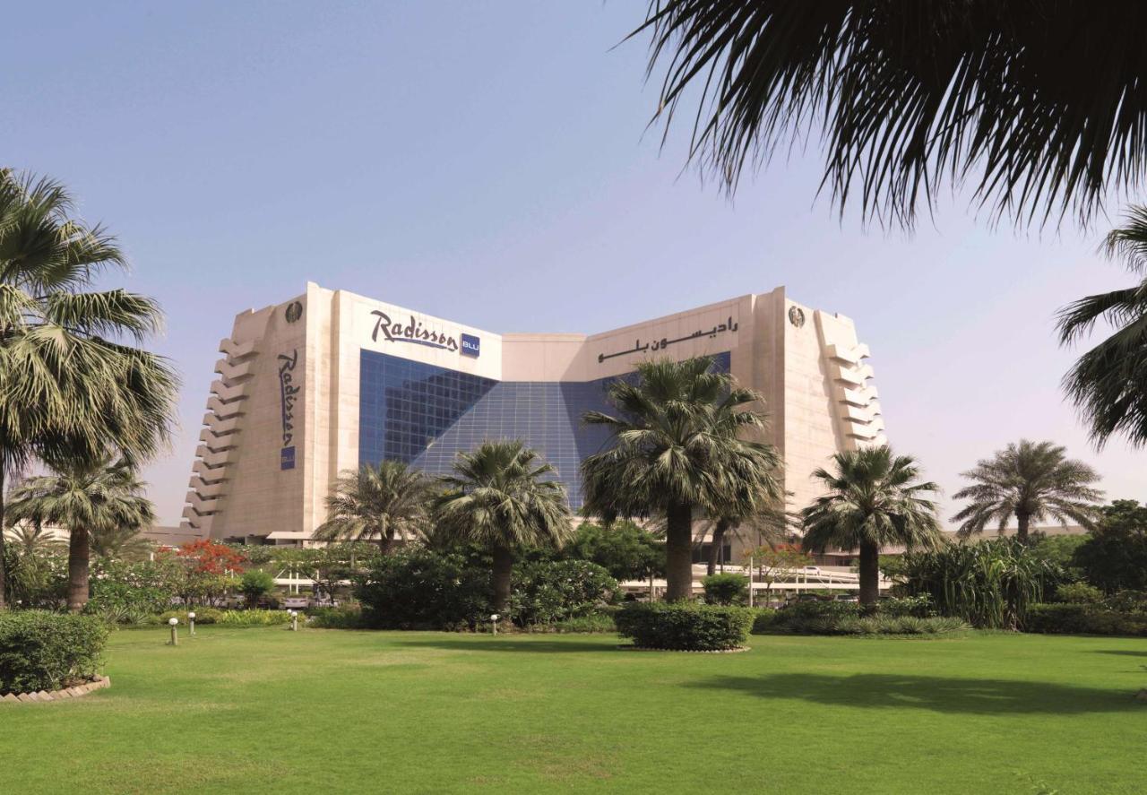 Radisson Blu Resort, Sharjah Eksteriør bilde Radisson Hotel, Sharjah